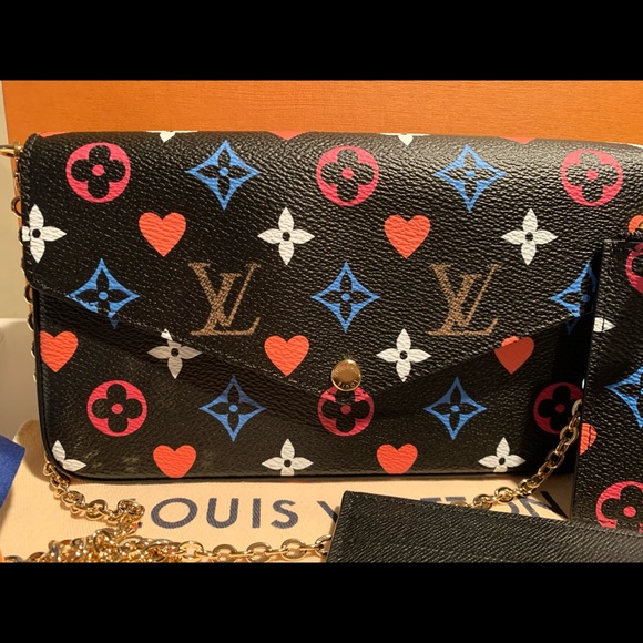 Sold - Picture 5 of 9